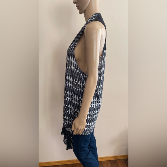 Chico’s - Picture 2 of 3